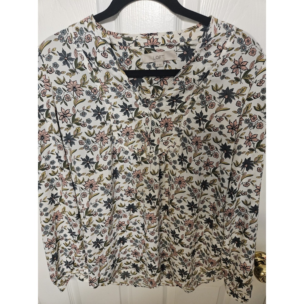 LOFT Women's White Floral Long Sleeve Blouse Size Medium Polyester